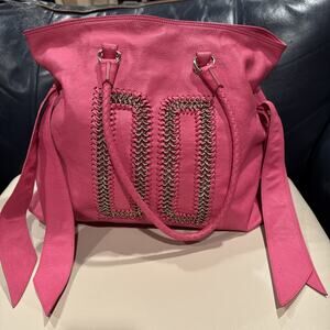 Daks London pink leather shoulder bag with a chain-embellished DD logo